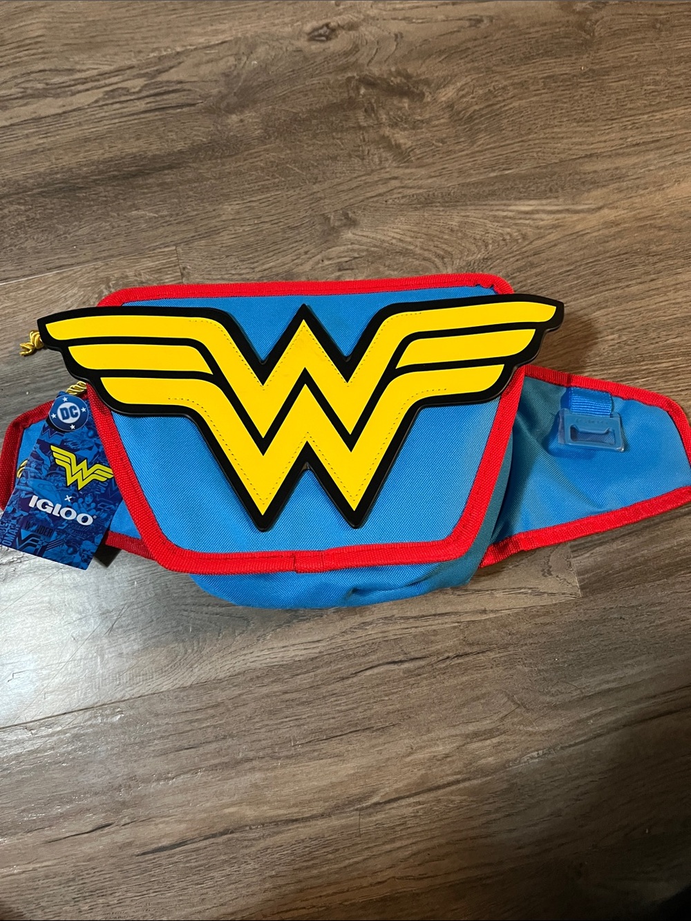 DC hero wonder woman’s belt fanny pack cooler